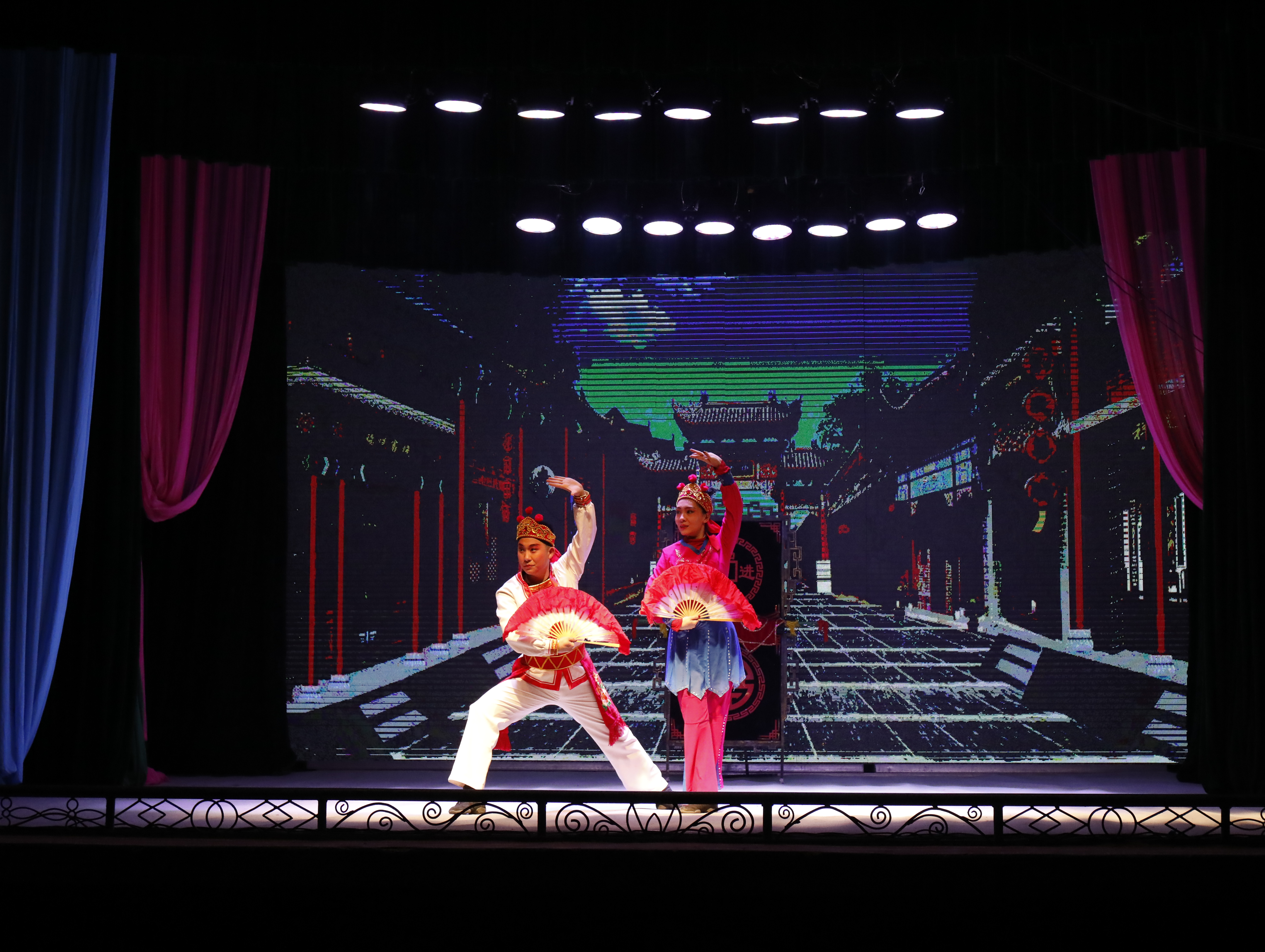 4x4x4x任意燥cjwico直播