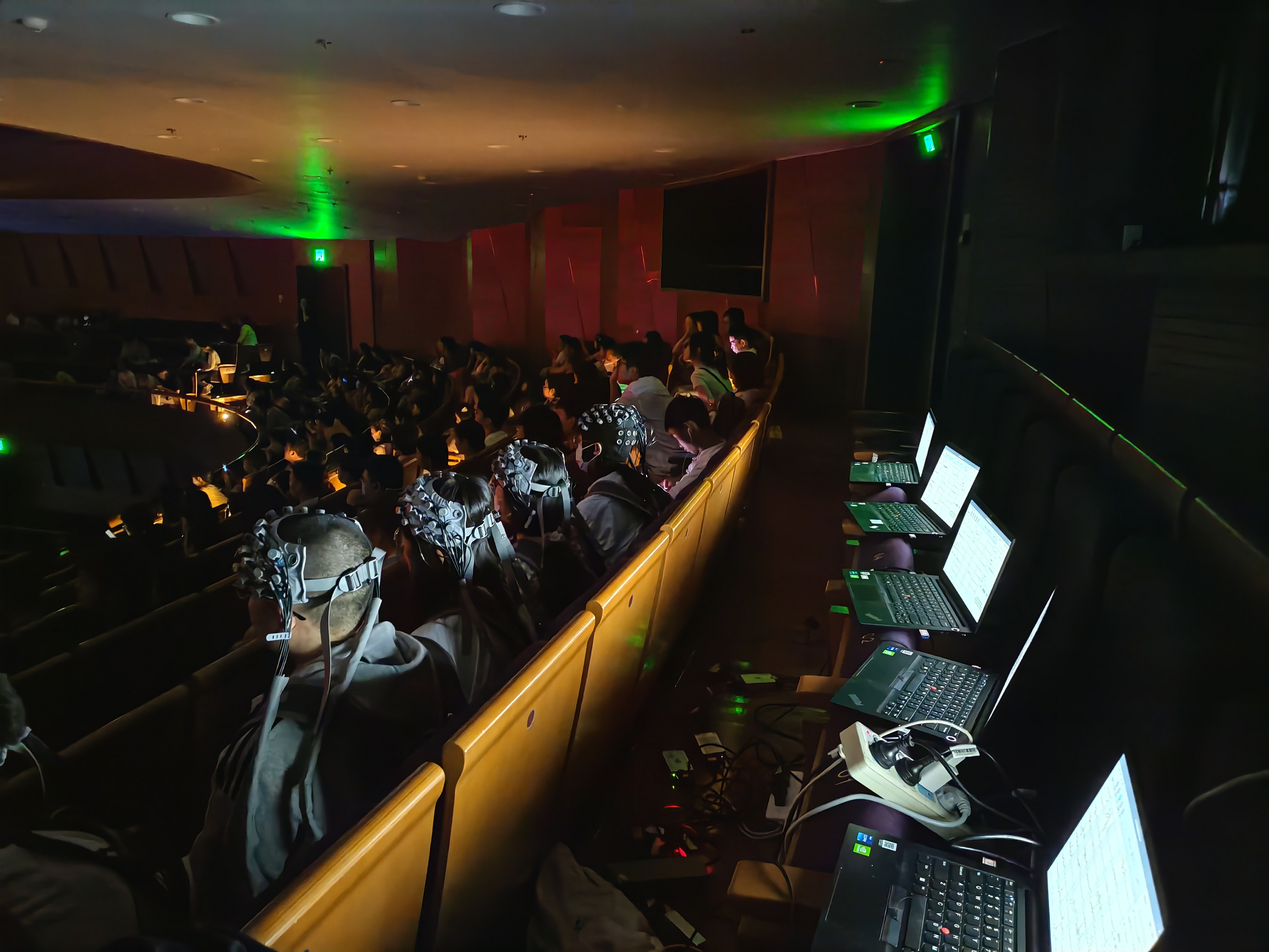 4x4x4x任意燥cjwico直播