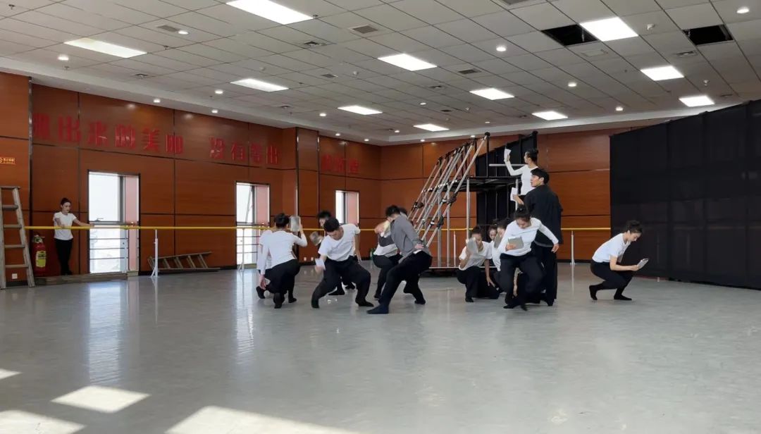 4x4x4x任意燥cjwico直播