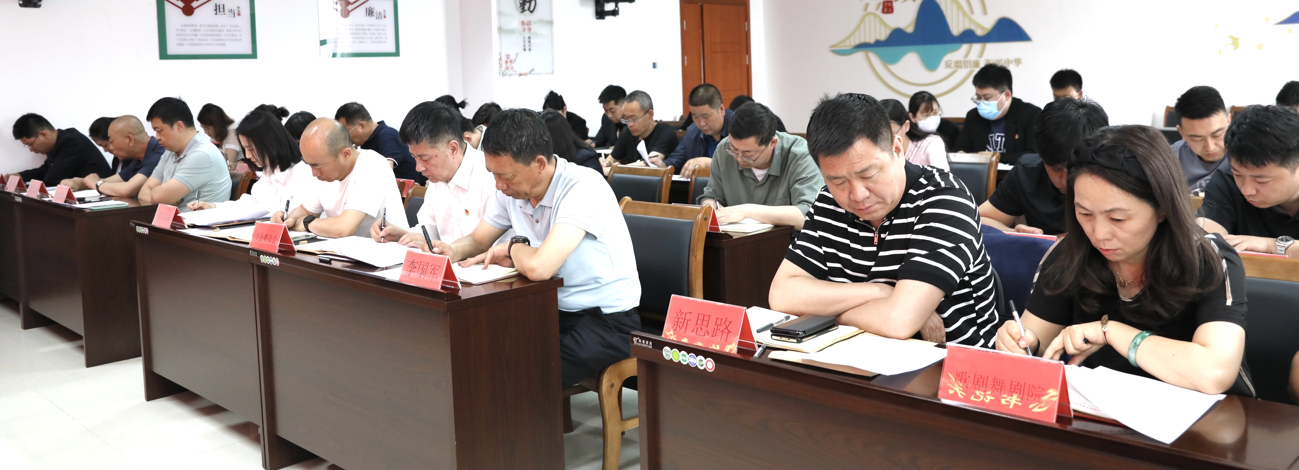 4x4x4x任意燥cjwico直播