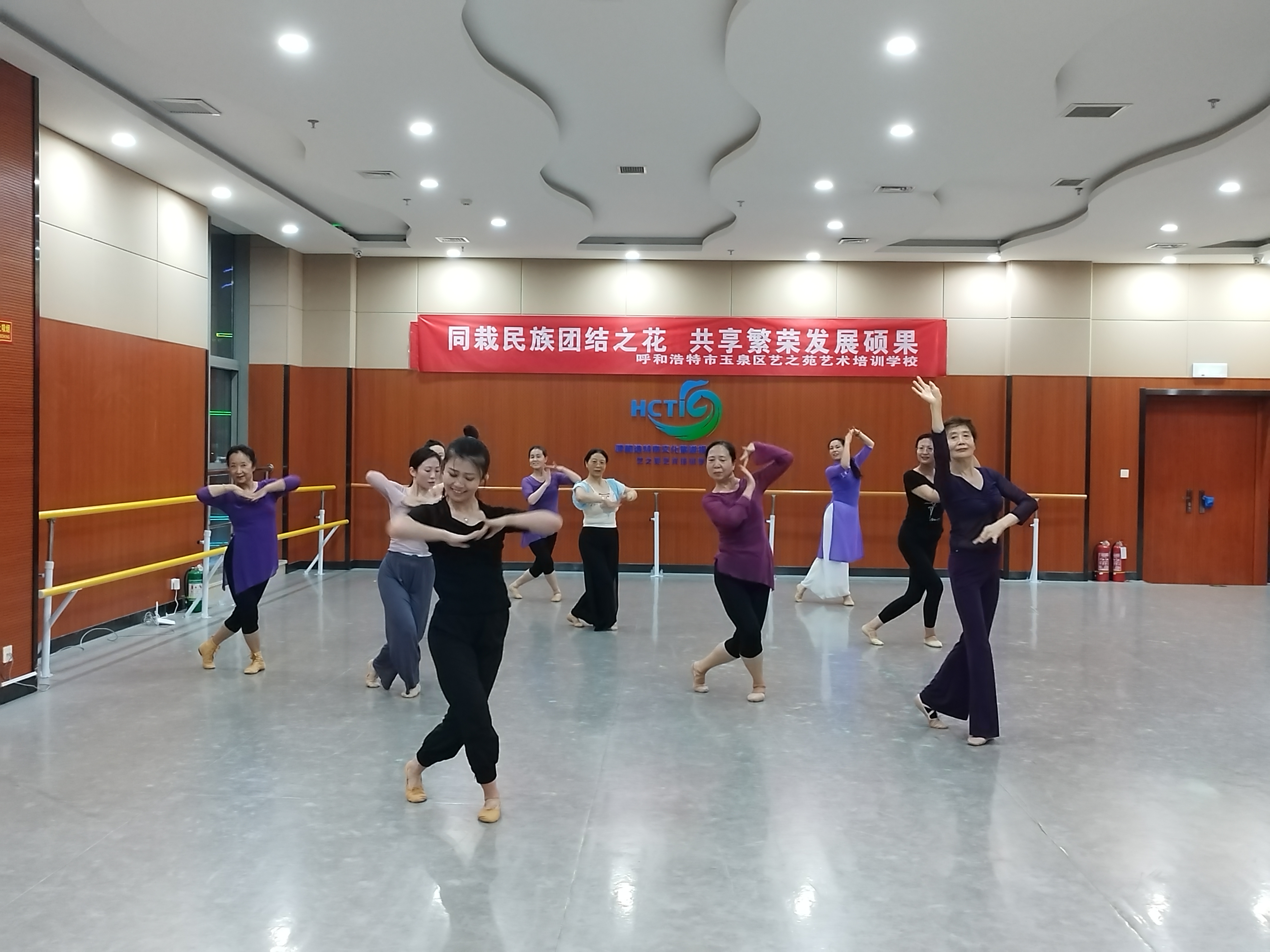 4x4x4x任意燥cjwico直播